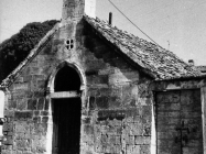 Crkva sv. Duha u prvoj polovici 80-ih godina, Bale. (fn. 19162) Iz arhive Arheološkog muzeja Istre