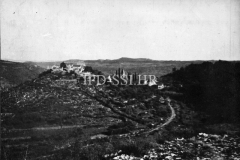 Pogled na Kaštel iznad Dragonje početkom 50-ih, Buje. (fn. 1333) Iz arhive Arheološkog muzeja Istre