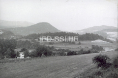Pogled iz Buzeta prema jugu 80-ih godina, Buzet. (19704) Iz arhive Arheološkog muzeja Istre