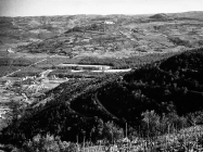 Pogled na Motovun s brda iznad Livada početkom 70-ih godina, Motovun. (bn. 10990) Iz arhive Arheološkog muzeja Istre