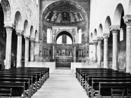 Unutrašnjost Eufrazijeve Bazilike u drugoj polovici 60. godina, Poreč. (fp. 8367) Iz arhive Arheološkog muzeja Istre