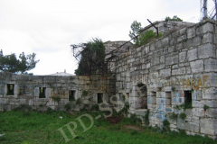 Obrambene zidine. Fort Monvidal, Pula. Autor: Aldo Šuran (2006.)