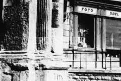 Foto radnja poznatog pulskog fotografa Orela početkom 50-ih godina 20. stoljeća, Pula. (fn. 2036) Iz arhive Arheološkog muzeja Istre