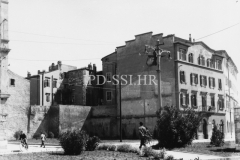 Obala maršala Tita (današnja Riva) sredinom 50-ih godina 20. stoljeća, Pula. (fp. 3411) Iz arhive Arheološkog muzeja Istre