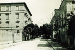 Tršćanska ulica (današnja Ulica Mate Balote) 50-ih godina XX. stoljeća. Privatna zbirka Vanje Puškadije