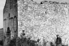 Crkva sv. Nikole kod Rovinja 1953. godine, Rovinj. (fn. 1751) Iz arhive Arheološkog muzeja Istre Crkva sv. Nikole kod Rovinja 1953. godine, Rovinj. (fn. 1751) Iz arhive Arheološkog muzeja Istre