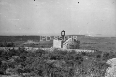 Pogled na crkvu sv. Nikole kod Rovinja 1953. godine, Rovinj. (fn. 1749) Iz arhive Arheološkog muzeja Istre Pogled na crkvu sv. Nikole kod Rovinja 1953. godine, Rovinj. (fn. 1749) Iz arhive Arheološkog muzeja Istre
