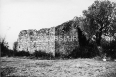 Crkva sv. Ivana i Pavla 1969. godine, danas u Autokampu Polari, Rovinj. (bn. 8443) Iz arhive Arheološkog muzeja Istre Crkva sv. Ivana i Pavla 1969. godine, danas u Autokampu Polari, Rovinj. (bn. 8443) Iz arhive Arheološkog muzeja Istre