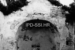 Apsida i freske u crkvi sv. Margarete u prvoj polovici 60-ih godina, Vodnjan. (bn. 6310) Iz arhive Arheološkog muzeja Istre
